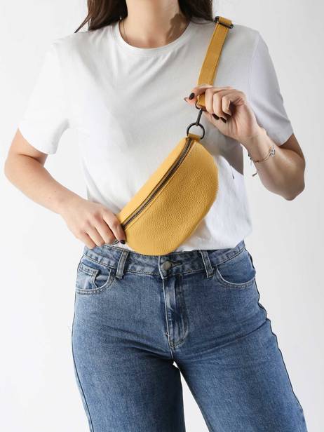 Leather Caviar Belt Bag Milano Yellow caviar CA19091B other view 1